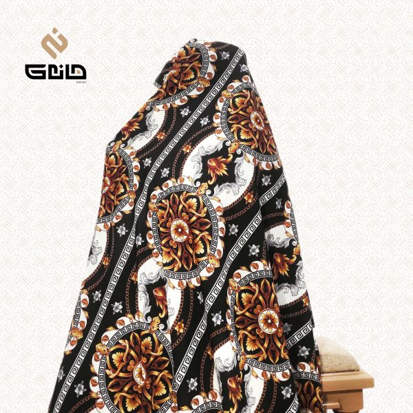 قواره چادر رنگی زمینه مشکی سفید