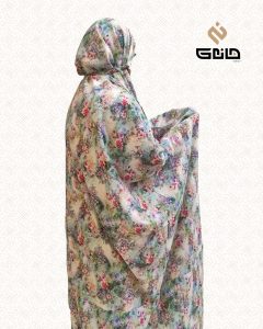 چادر نماز مقنعه دار آستین دار سفید تترون.